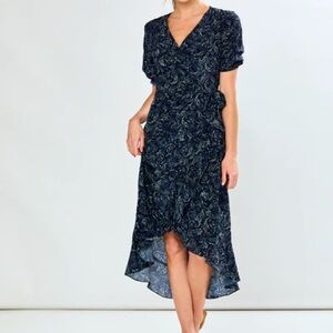 SARA CAMPBELL Navy Floral Wrap Dress Size 6